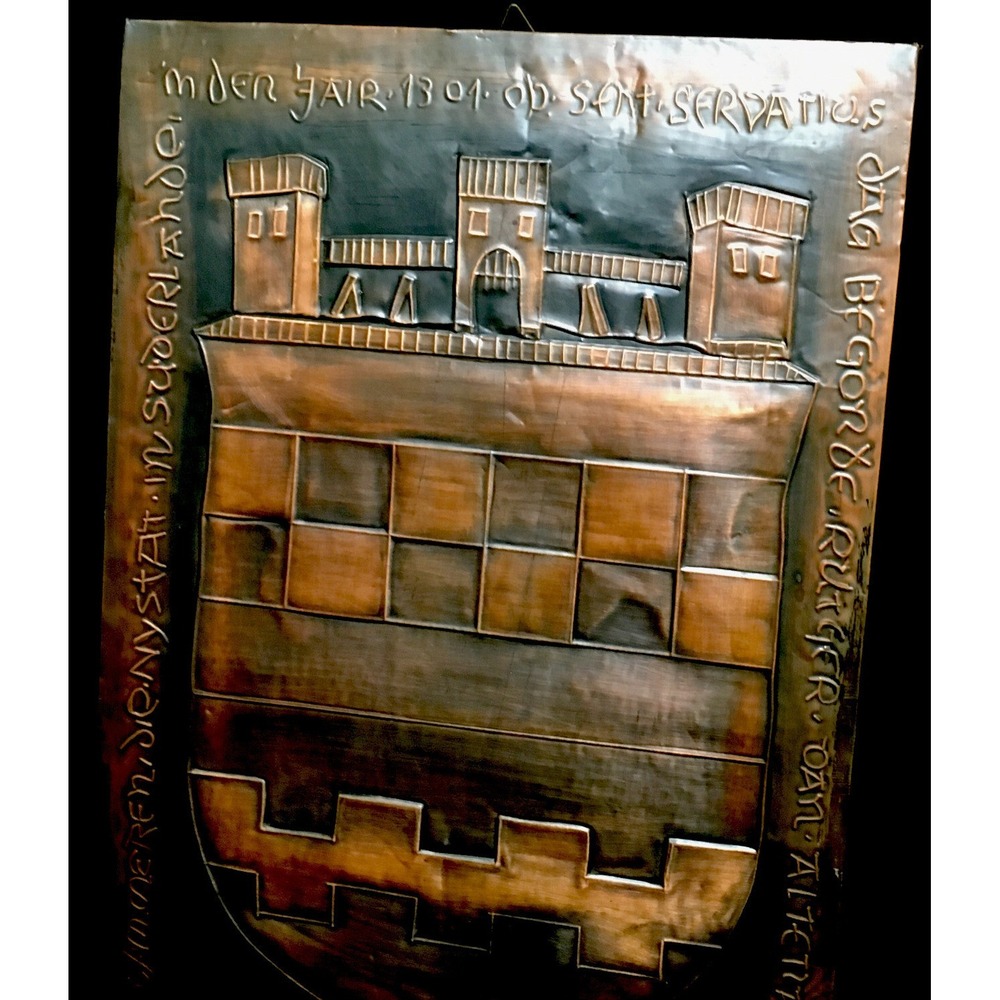 Vintage Hammered Embossed Tooled‎ Cooper Viking Norwegian Castle Crest Wall